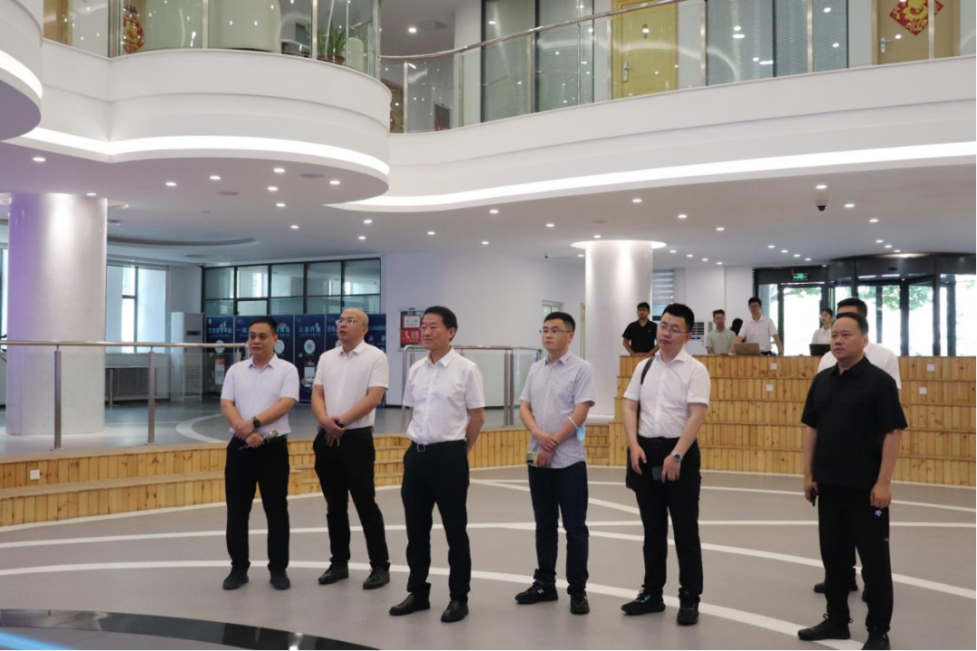 省xcsports集团：“四个导向” 推动视察研究提质增效