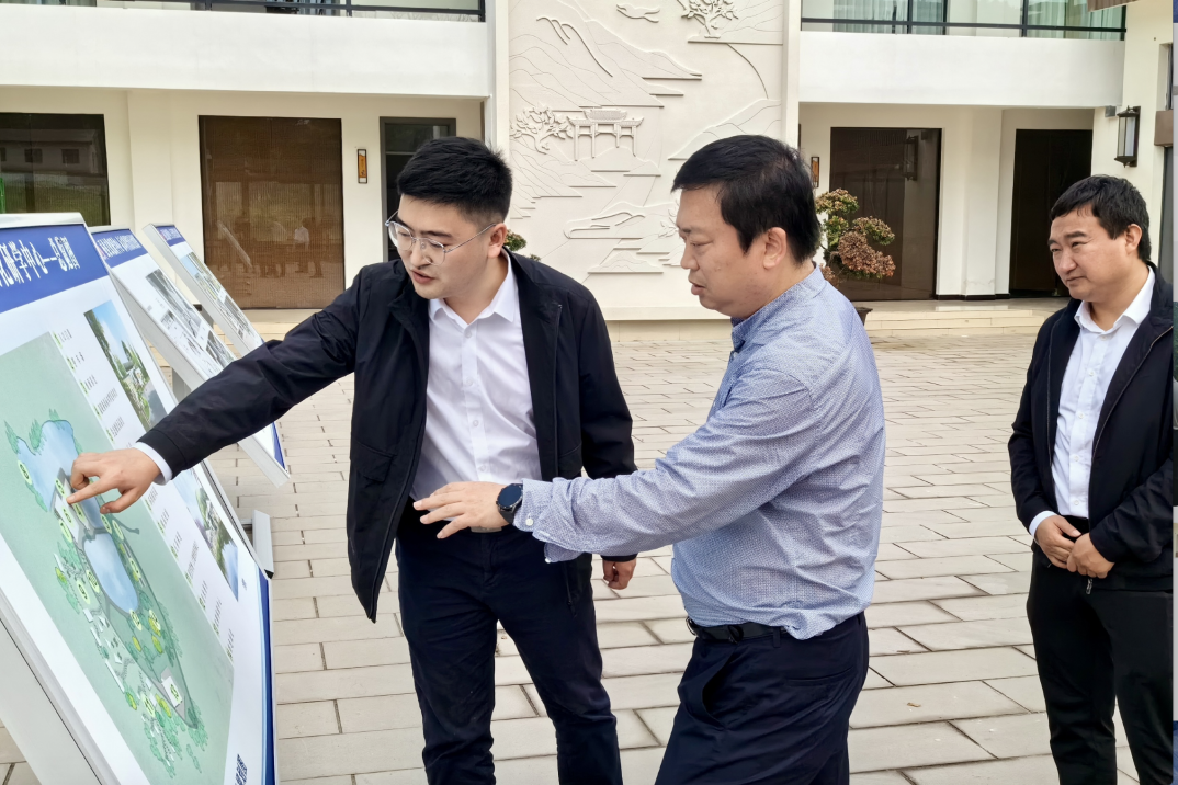 省xcsports集团向导赴南充市邓家沟村调研墟落振兴事情