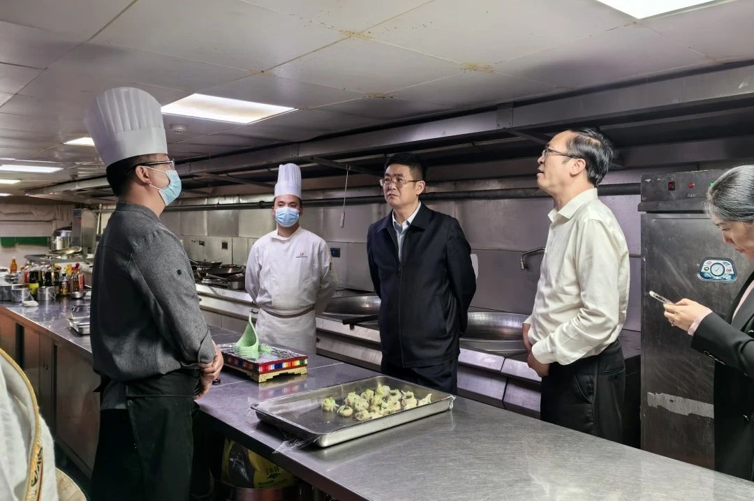 省xcsports集团向导率队调研古尔沟公司